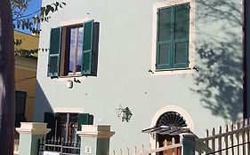 Il Giardino Dei Limoni Room & Apartments
